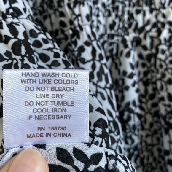 Rose + Olive blouse - like new - Picture 5 of 7